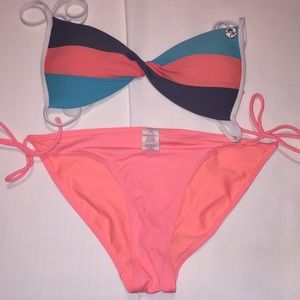 Bikini Top Medium Bottom Large 11-13